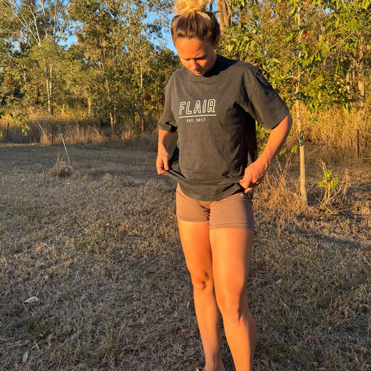 "OG FLAIR" WOMENS STONEWASH HEAVY TEE